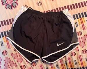 Nike Dri-FIT Black Running Shorts Women’s XS Athletic Gym Athleisure Activewear